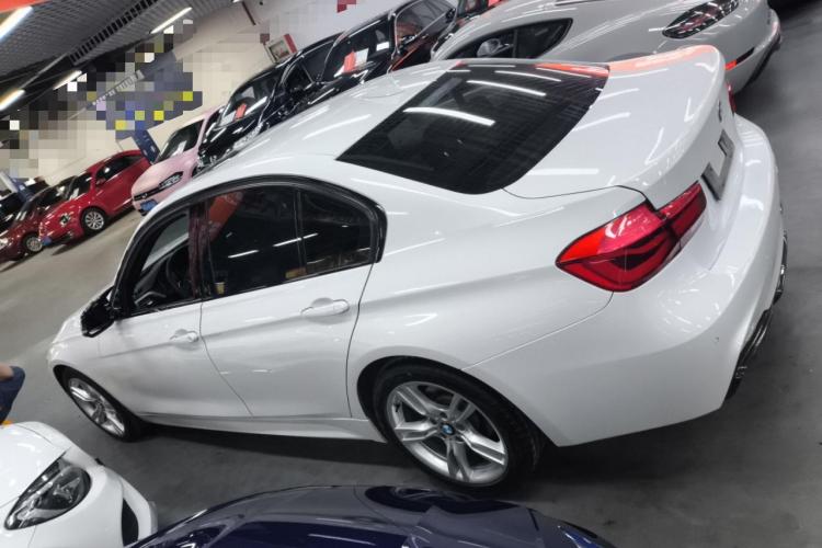 宝马3系 2017款 320i M运动型车身外观6003