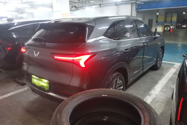 五菱汽车 五菱星光S 2024款 130km 旗舰型车身外观7