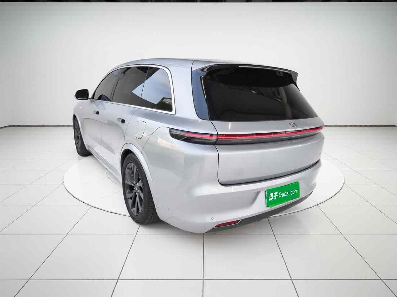 理想汽车 理想L8 2023款 Pro(3)