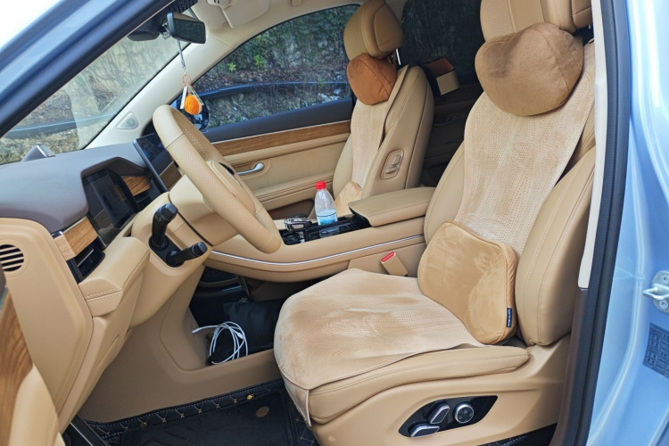 鸿蒙智行 问界M7 2024款 1.5T 后驱Plus版 6座中控内饰19