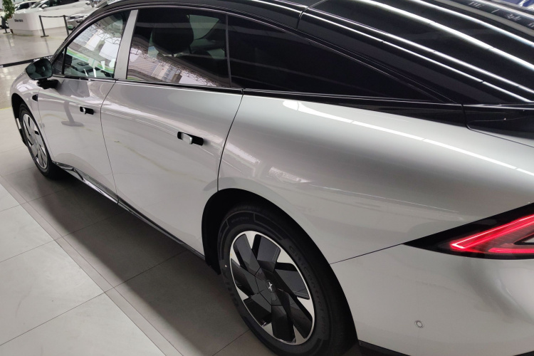 小鹏P7+ 2024款 长续航 Max车身外观4