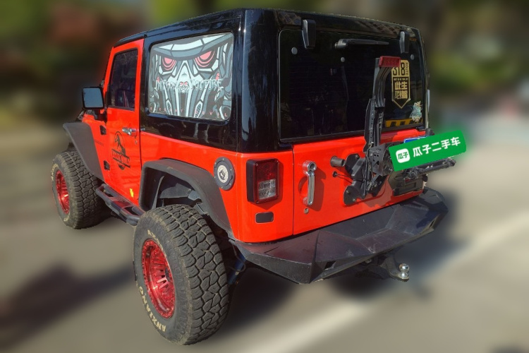 Jeep 牧马人 2012款 3.6L Sahara 两门版车身外观6003