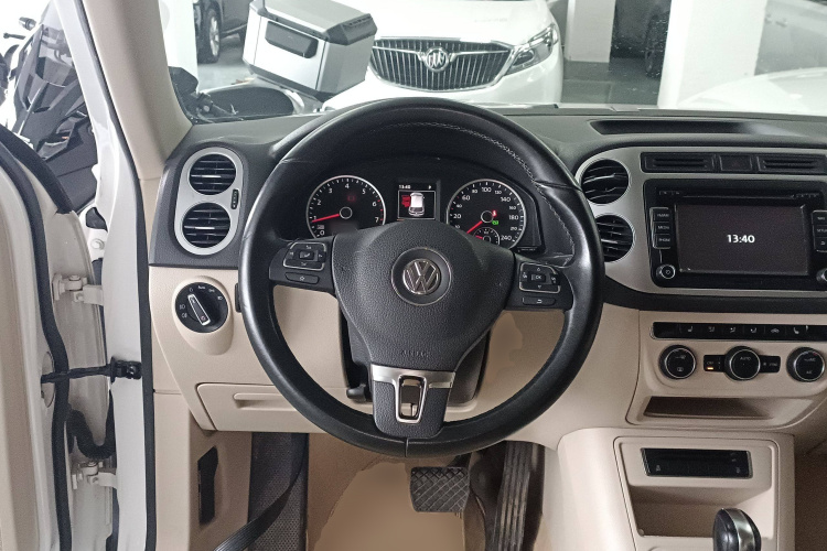 大众 途观 2015款 1.8TSI 自动两驱豪华型局部细节13