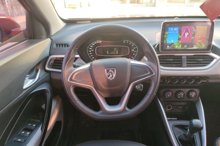 宝骏510 2017款 1.5L 手动舒适型中控内饰13