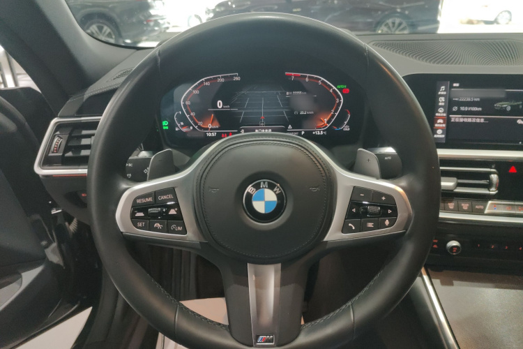 宝马4系 2022款 430i 敞篷M运动曜夜套装中控内饰13