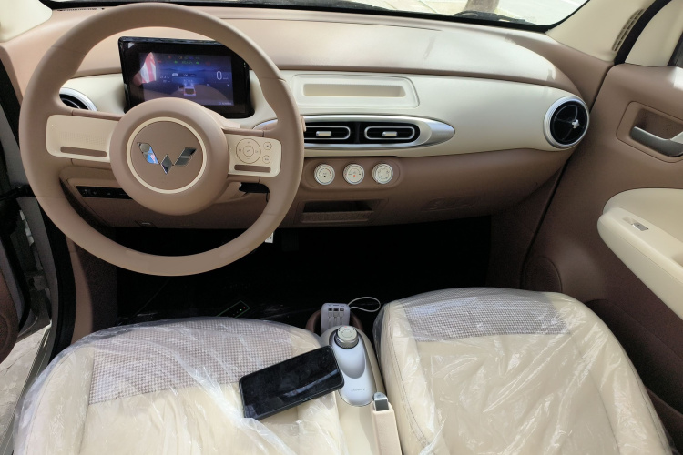 五菱汽车 宏光MINIEV 2025款 四门版 进阶款中控内饰12