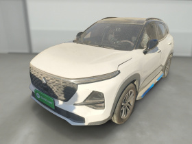 宝骏RS-3 2020款 1.5T CVT智能尊贵型