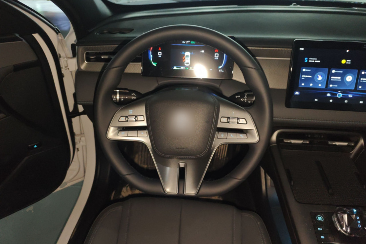 比亚迪 秦PLUS 2025款 DM-i 智驾版 55KM领先型中控内饰13