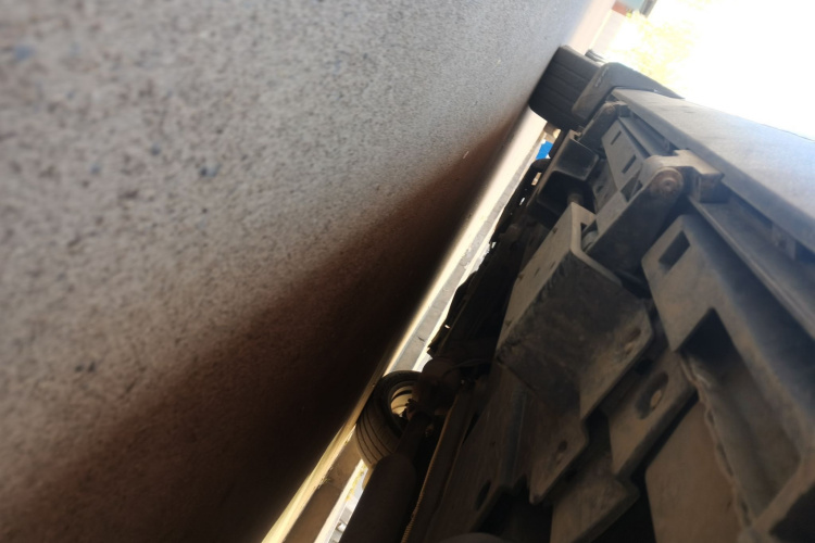 众泰T700 2017款 1.8T 双离合尊贵型局部细节9003