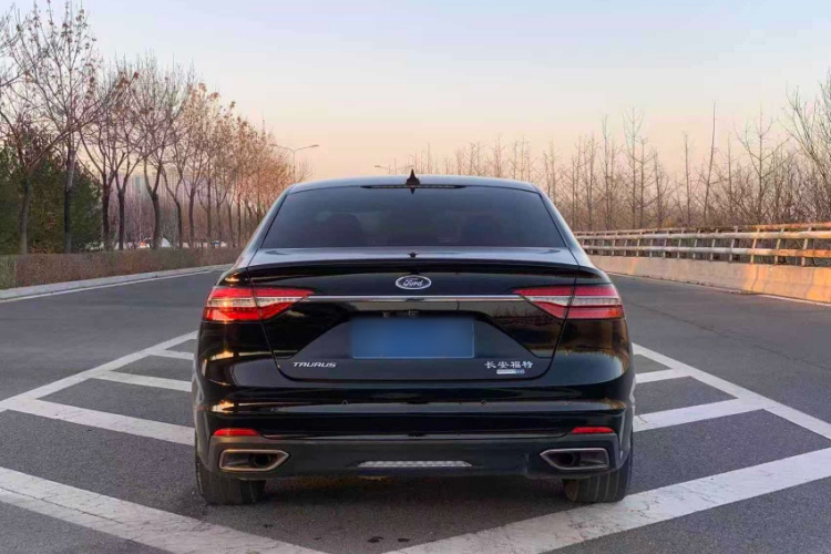 福特 金牛座 2019款 EcoBoost 245 悦享版车身外观6005