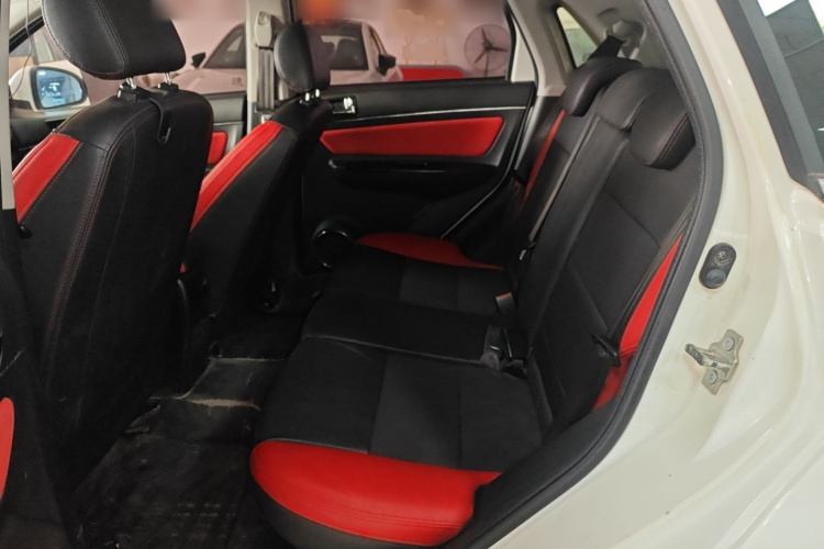 北京汽车 绅宝X25 2015款 1.5L 手动精英型中控内饰21