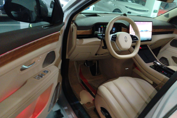 鸿蒙智行 问界M7 2024款 1.5T 智驾四驱Max版 5座中控内饰7003