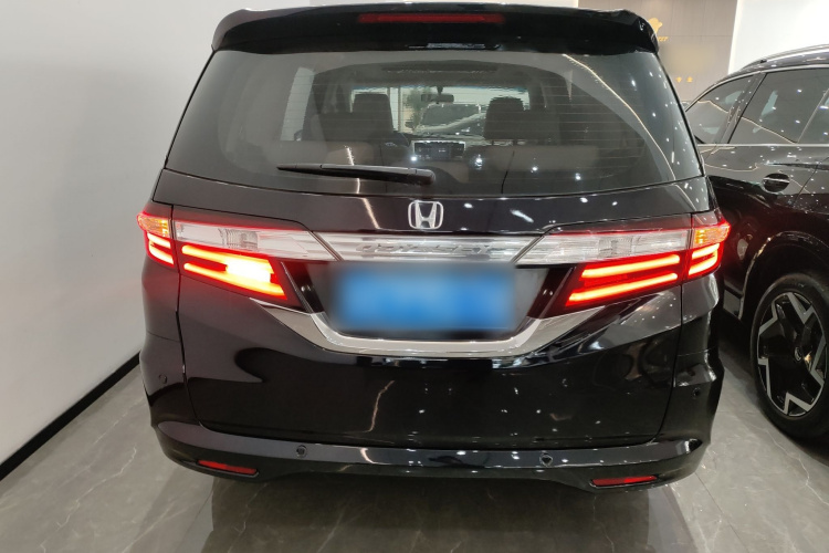 本田 奥德赛 2017款 2.4L 豪华版车身外观6