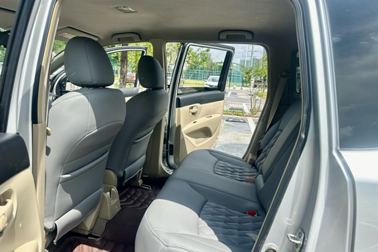 日产 骊威 2015款 1.6XE CVT舒适版中控内饰7010