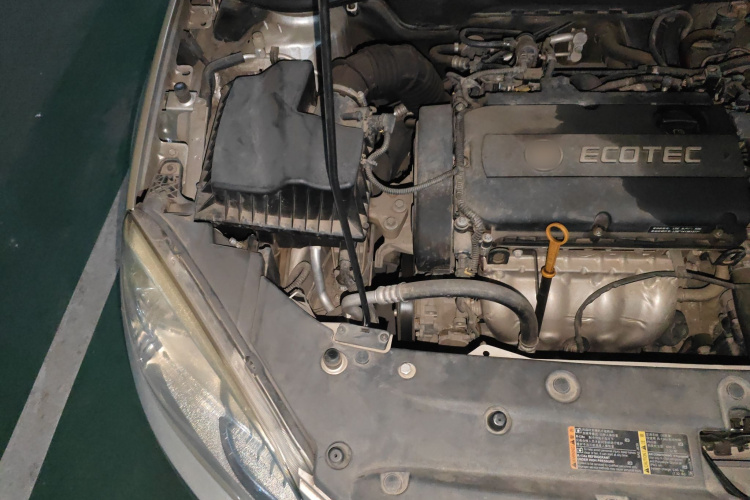 别克 英朗 2013款 GT 1.6L 自动时尚版局部细节9005