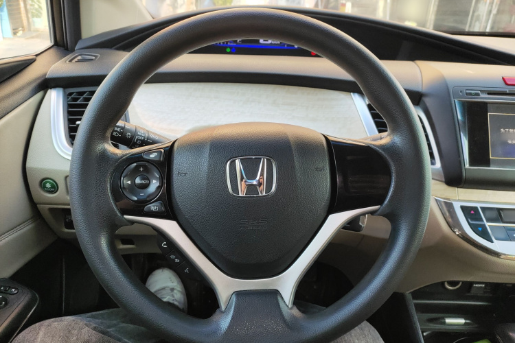 本田 杰德 2013款 1.8L 自动舒适版 5座中控内饰13