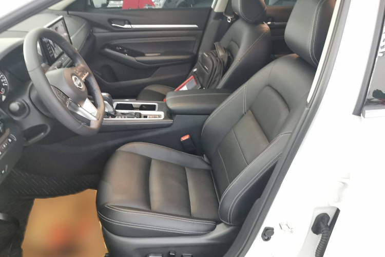 日产 天籁 2022款 2.0L XL-TLS 悦享版局部细节19