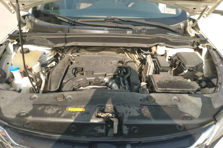 东风风神AX7 2018款 经典 1.6T 自动豪华型机舱底盘24