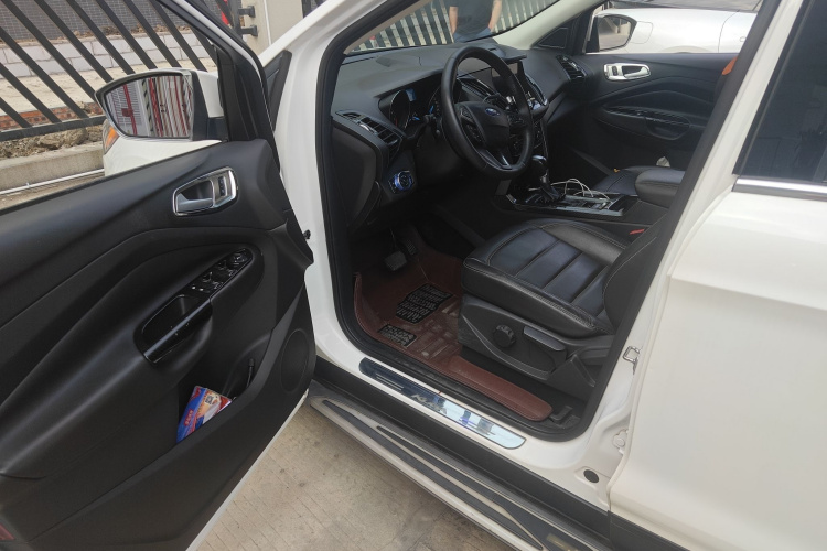 福特 翼虎 2017款 EcoBoost 180 两驱虎跃型中控内饰20