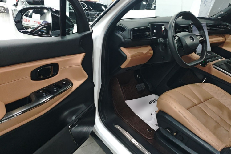 蔚来ES8 2022款 75kWh 六座版中控内饰20