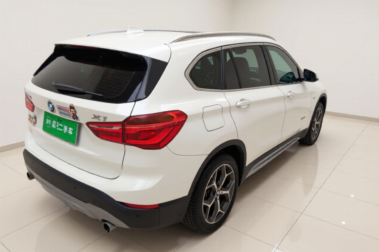 宝马X1 2018款 xDrive20Li 豪华型车身外观7