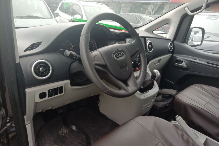 江淮瑞风 瑞风M3 2019款 创客版 1.8L 豪华型中控内饰13