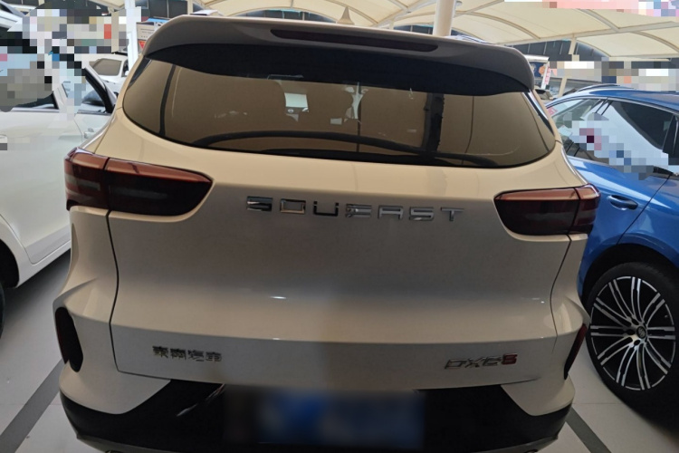 东南DX8S 2022款 1.5T DCT酋长版 5座车身外观6004