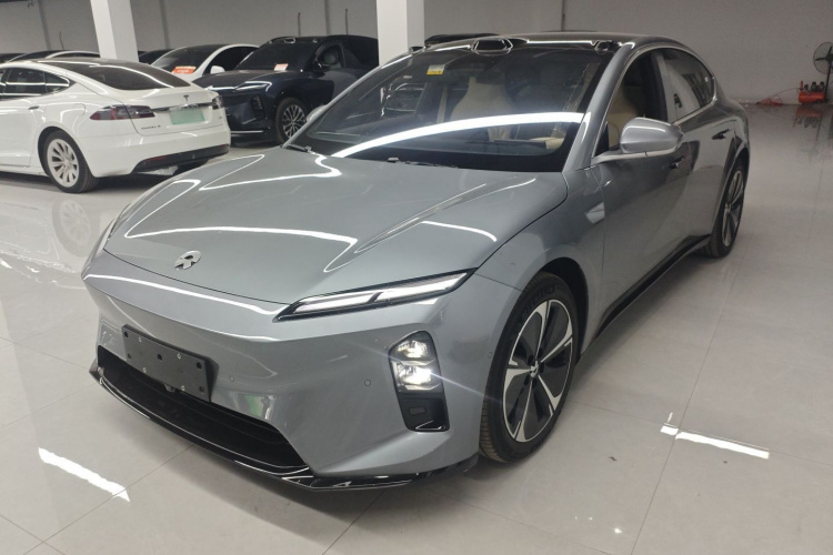 蔚来ET5 2025款 75kWh车身外观1