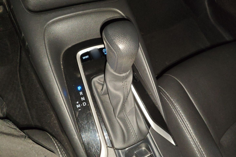 丰田 卡罗拉 2021款 1.2T S-CVT 精英版局部细节18