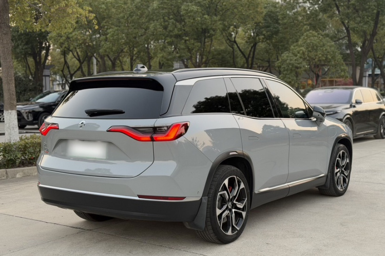 蔚来ES8 2022款 100kWh 领航版 六座车身外观6004