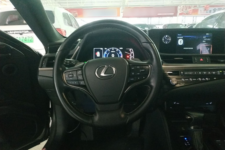 雷克萨斯ES 2020款 200 卓越版局部细节13