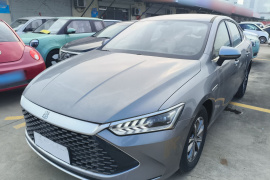 比亚迪 秦PLUS 2024款 荣耀版 DM-i 55KM领先型