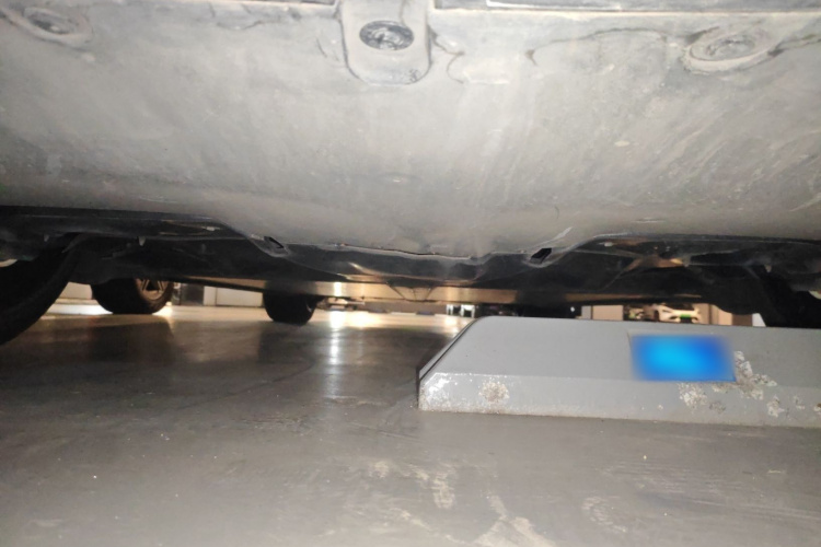 特斯拉 Model Y 2022款 后轮驱动版局部细节9009