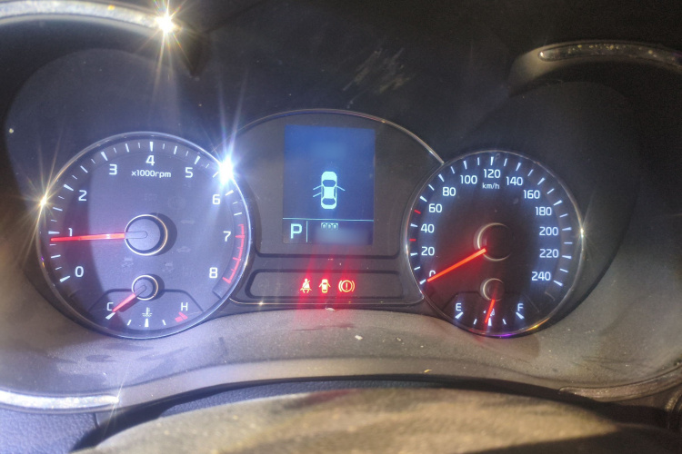 起亚K3 2015款 1.6L 自动GLS局部细节14