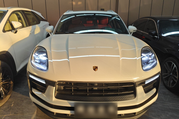 保时捷 2023款 Macan 2.0T车身外观2