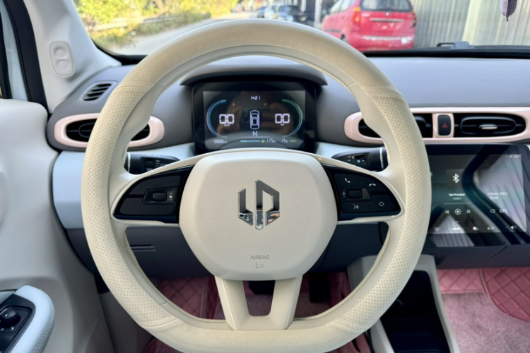 零跑汽车 零跑T03 2023款 403轻享版中控内饰7001