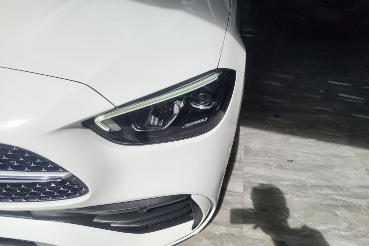 奔驰C级 2022款 C 200 L 运动版局部细节36