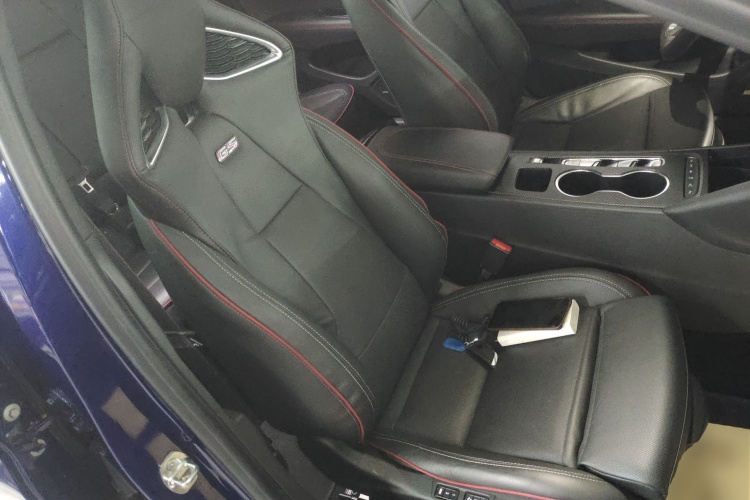 别克 君威 2021款 GS 28T 尊贵型局部细节41