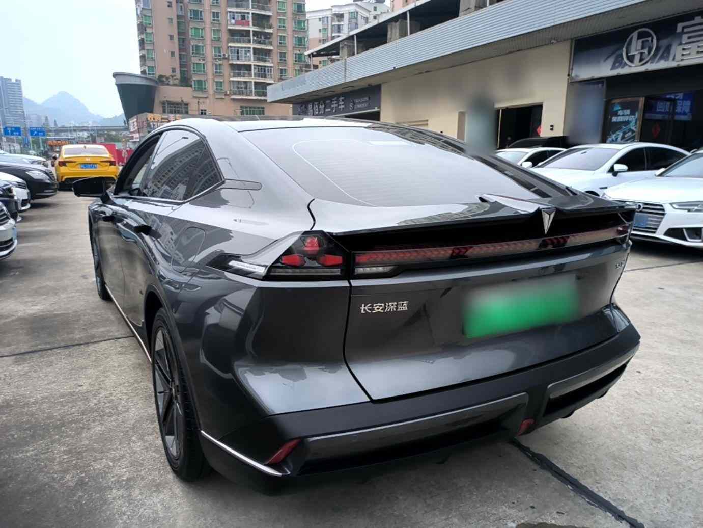 深蓝汽车 深蓝SL03 2022款 1.5L 1200增程版(3)