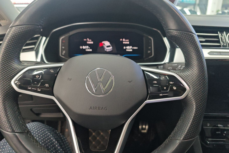 大众 迈腾 2023款 200万辆纪念版 330TSI DSG豪华型局部细节13