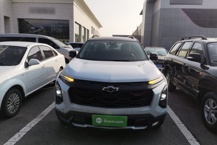 雪佛兰 探界者Plus 2024款 102km RS 至臻版车身外观2