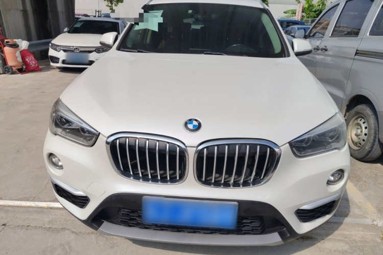 宝马X1 2018款 sDrive18Li 尊享型车身外观6001