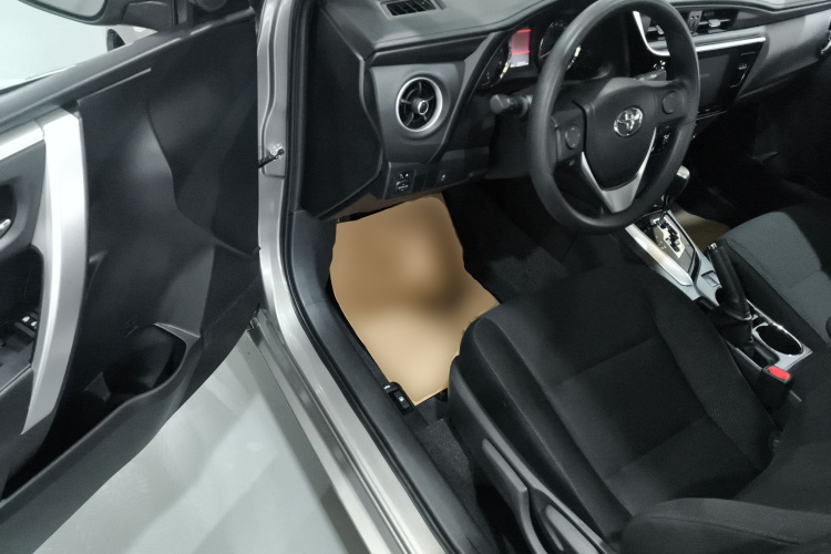 丰田 卡罗拉 2018款 1.2T S-CVT GL-i智辉版中控内饰20