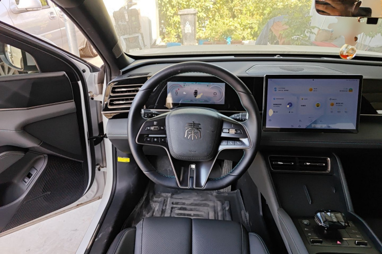 比亚迪 秦L 2024款 DM-i 120KM领先型中控内饰13