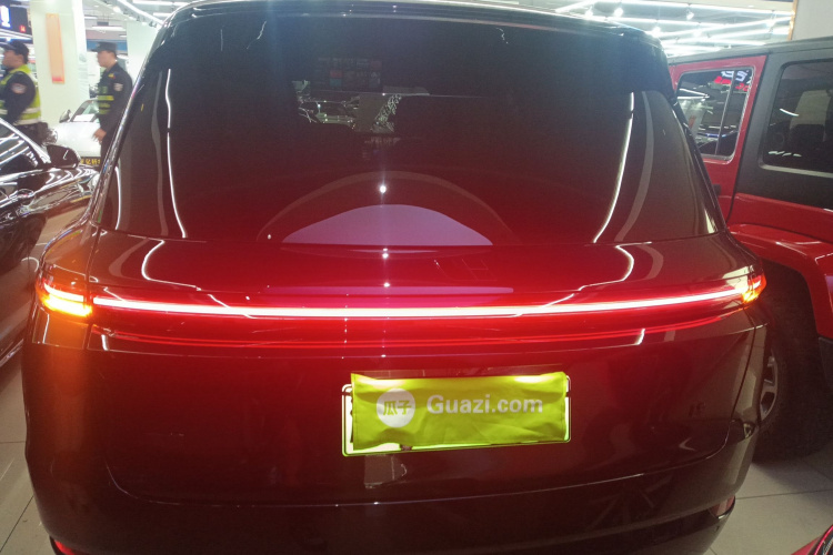 理想汽车 理想L9 2022款 Max车身外观6