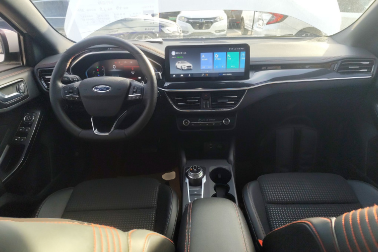 福特 福克斯 2021款 三厢 EcoBoost 180 自动ST Line中控内饰12