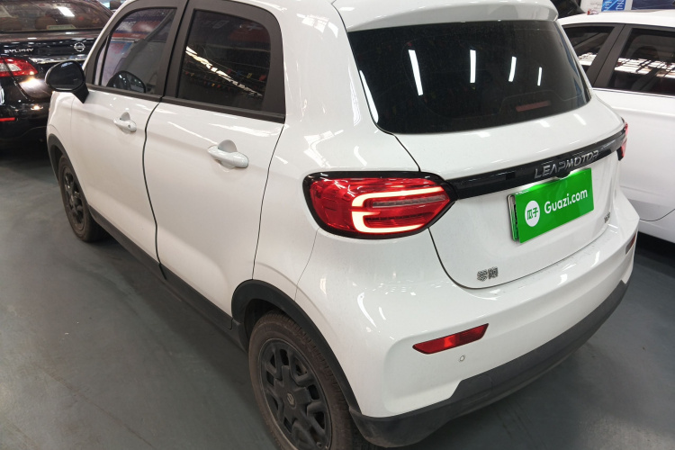 零跑汽车 零跑T03 2025款 310舒享版车身外观4