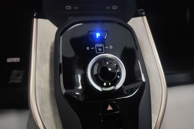 丰田bZ3 2023款 517km 精英PRO局部细节18