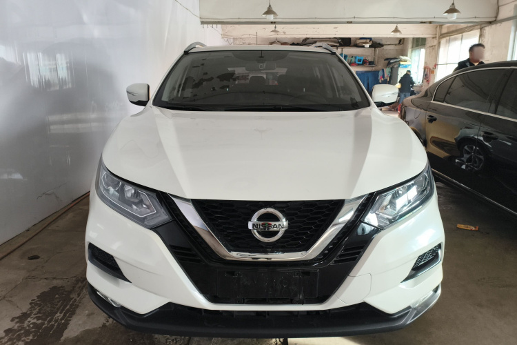 日产 逍客 2019款 2.0L CVT智享版车身外观2