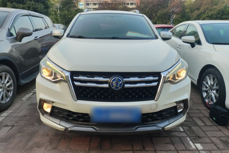 启辰T70 2019款 2.0L CVT睿享版 国V车身外观6001